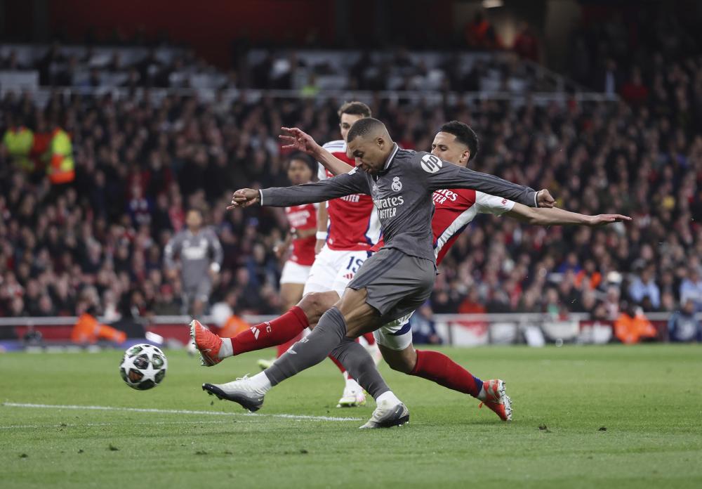 但替补席上 但替补席上